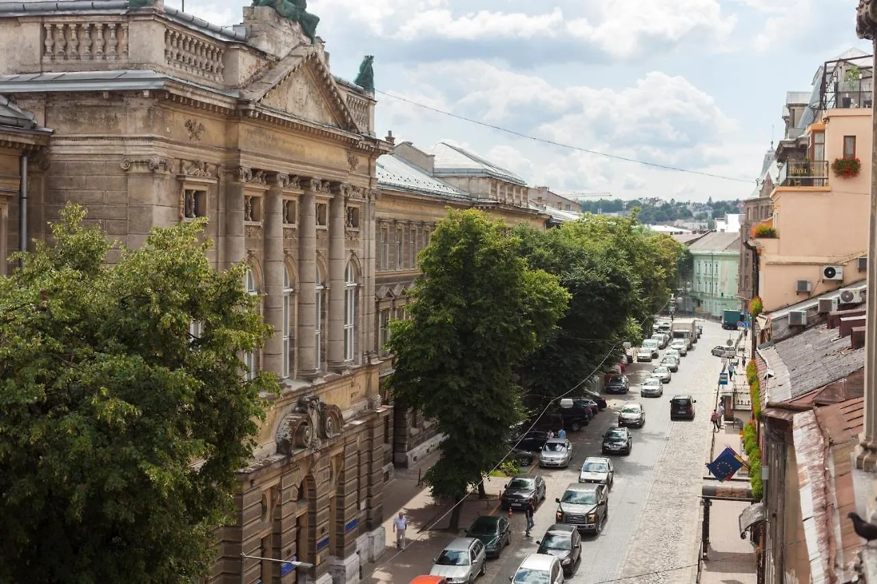 Leogrand Three Bedrooms Vip Apartments On Kniazia Romana 12 Lviv Ukraine