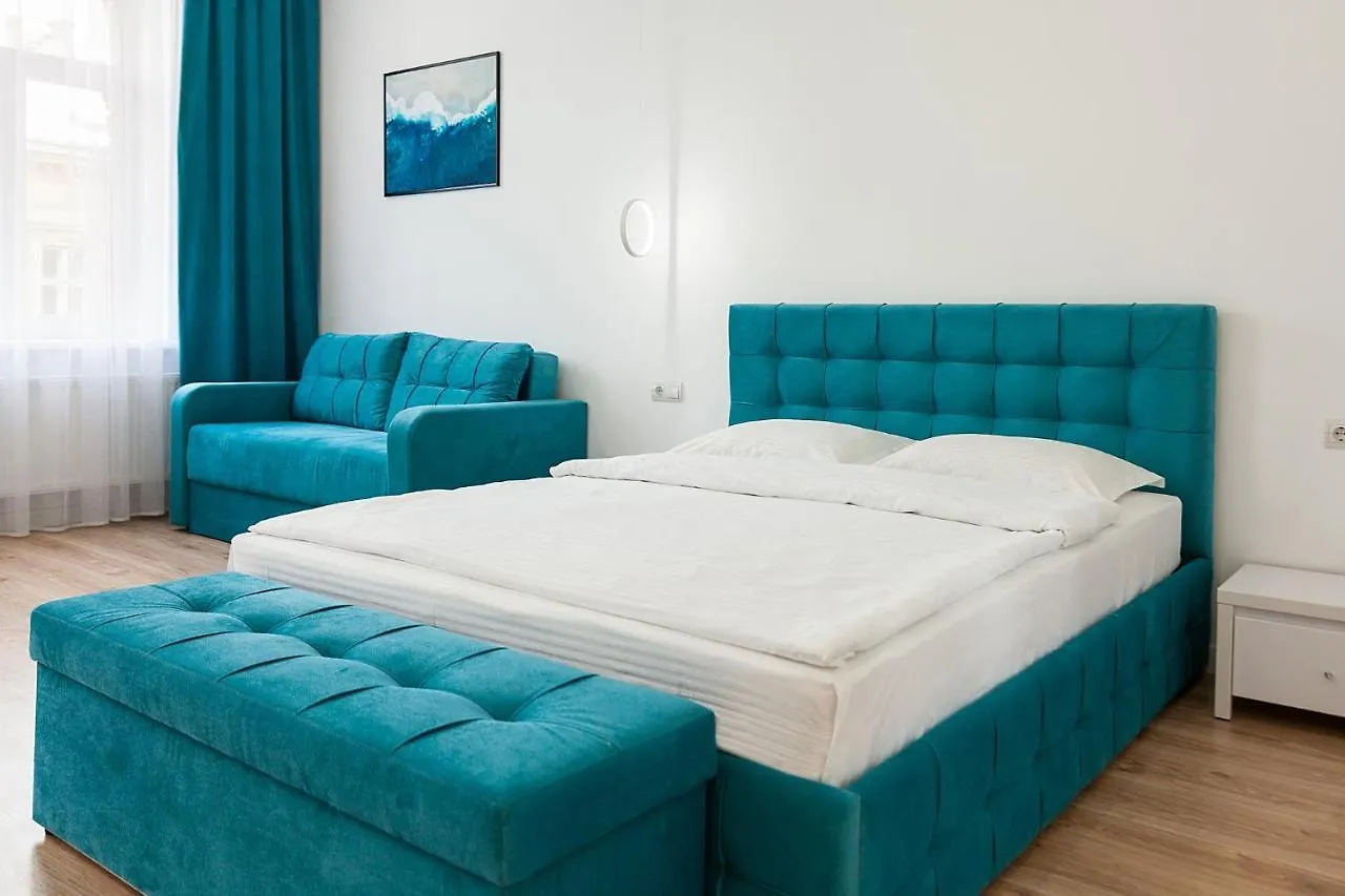 Leogrand Three Bedrooms Vip Apartments On Kniazia Romana 12 Lviv 0*,