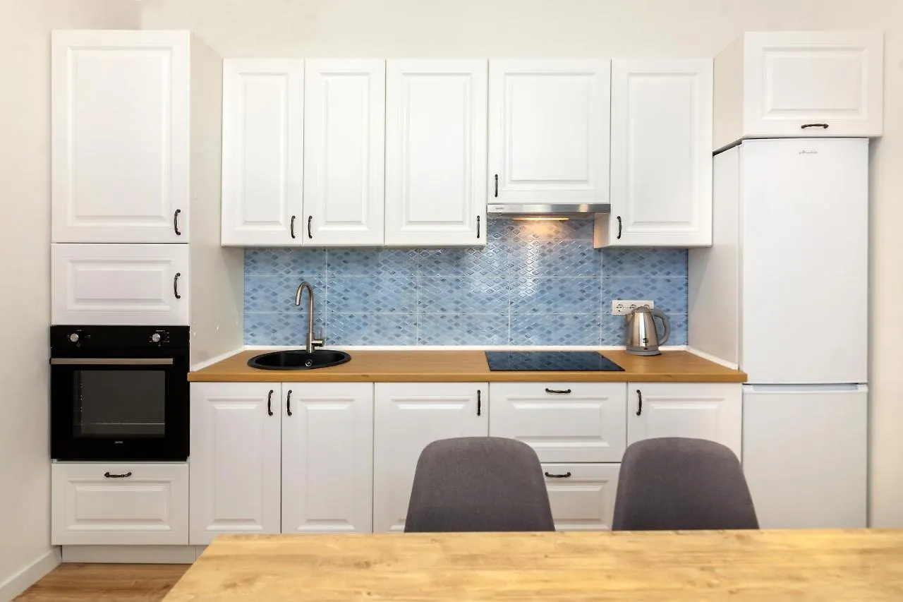 Leogrand Three Bedrooms Vip Apartments On Kniazia Romana 12 Λβιβ Ουκρανία